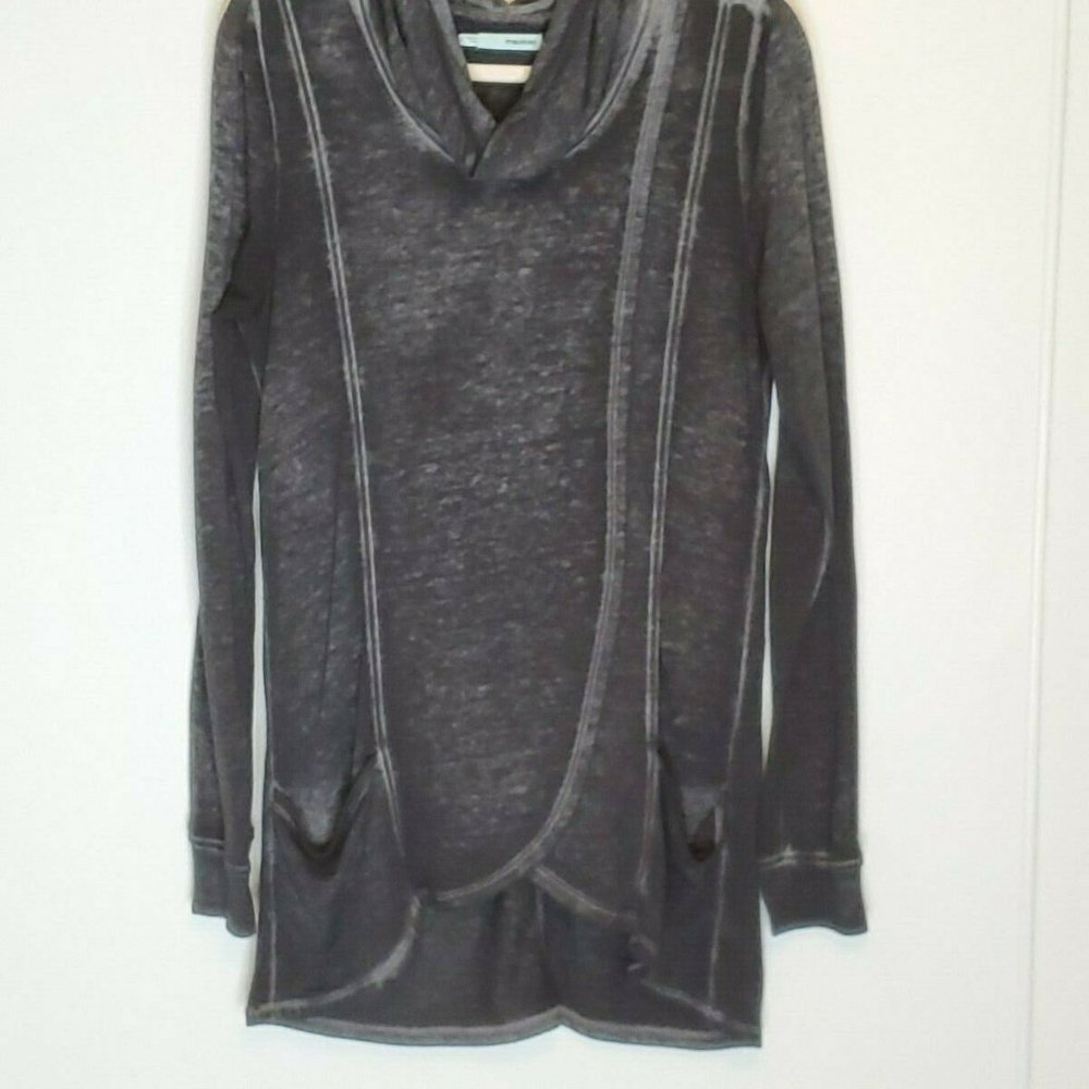 Maurices Gray Burnout long sleeve Pullover top